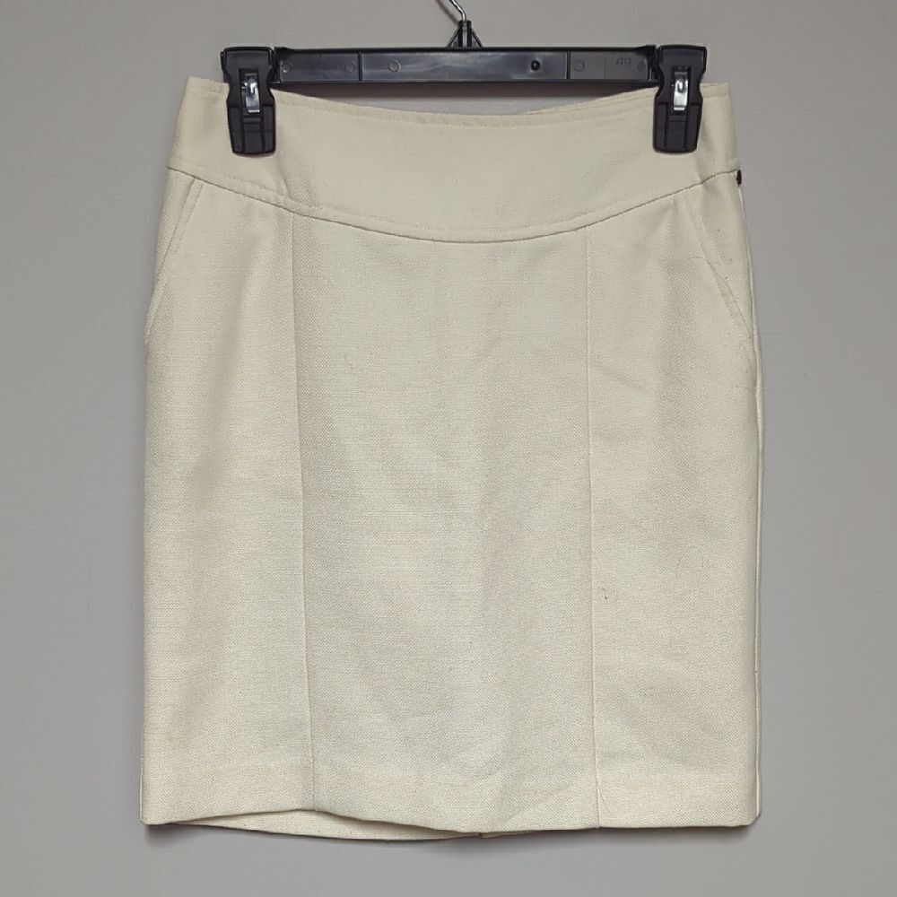 Banana Republic Cream Knee-Length Pencil Skirt for Work